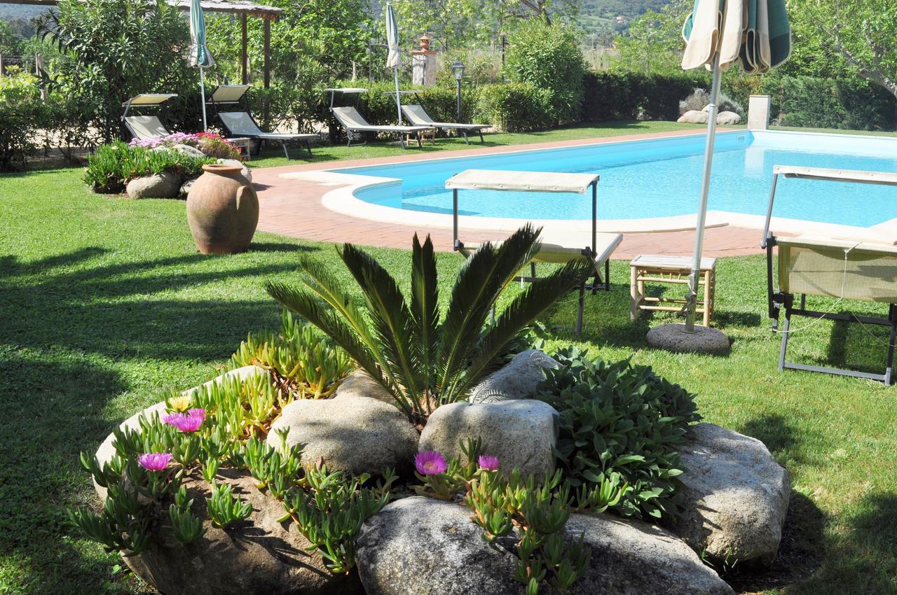 Hotel Tirrena Bike & Country 3*